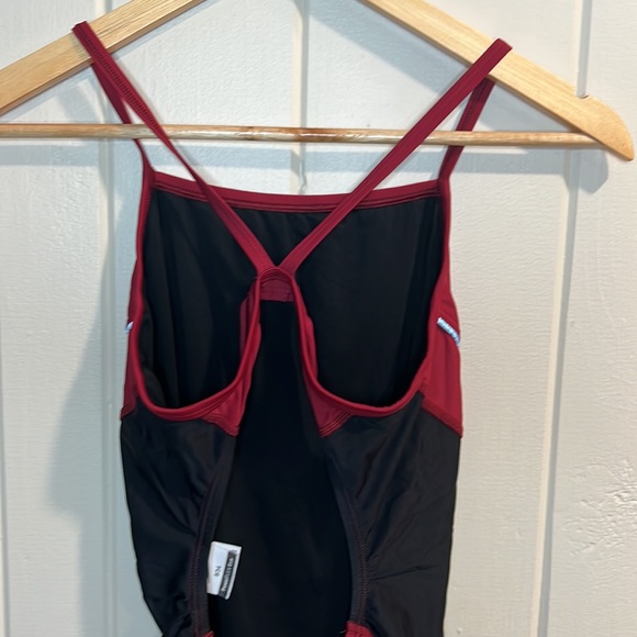 Speedo, red and black one piece - Picture 5 of 8
